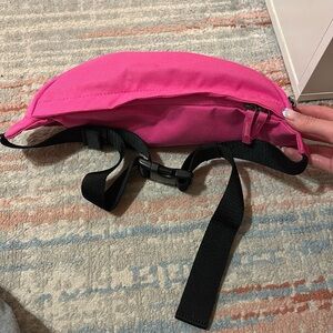 Pink Nike fanny/crossbody